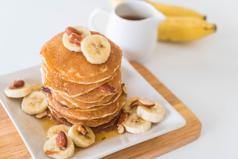 Banana Eggnog Pancakes